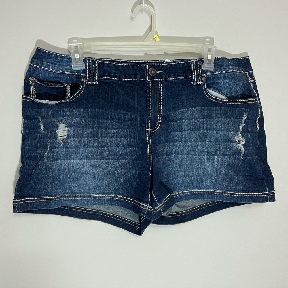 Maurices Distressed Embroidered Shorts 22